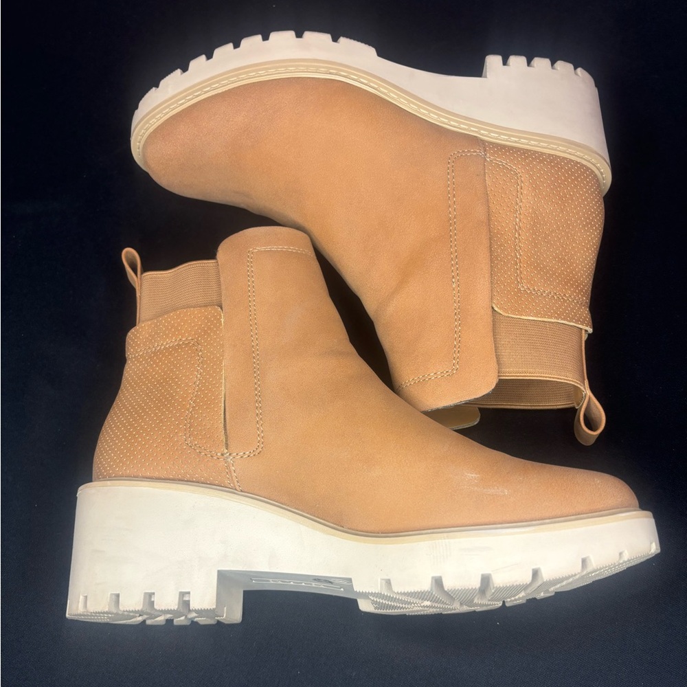Tan Platform Ankle Boots - Picture 7 of 9